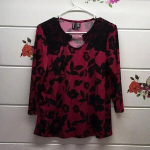 Women’s blouse medium